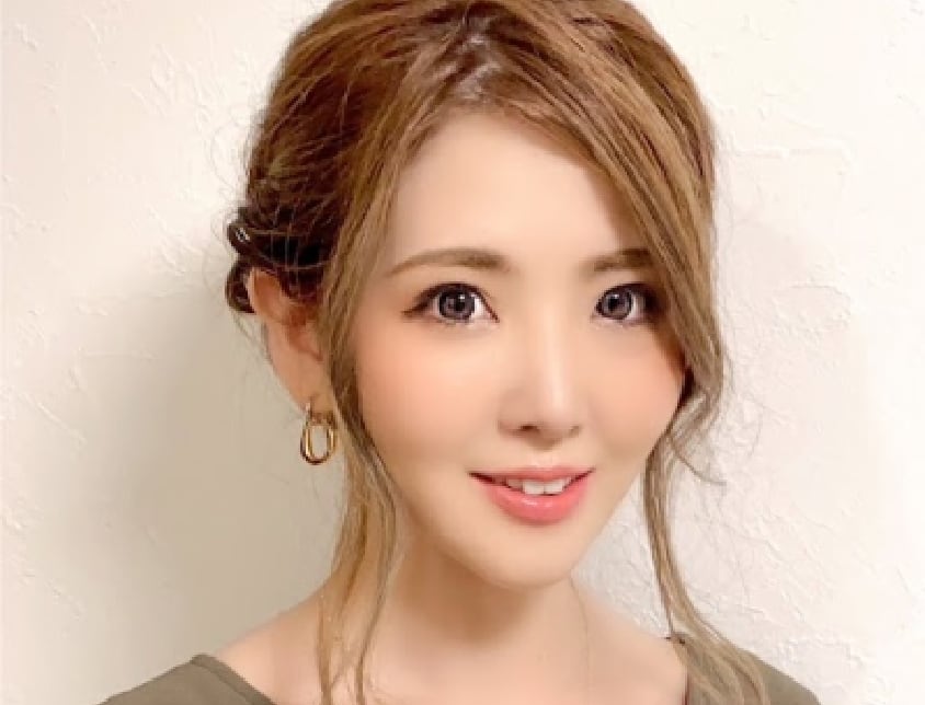 栗林 利紗